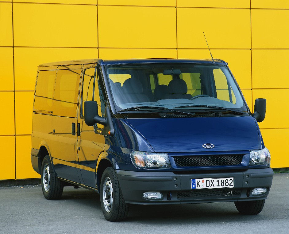 Купить запчасти на форд транзит. Ford Transit 2002. Форд Транзит 2.6. Ford Transit 2000. Ford Transit 6.