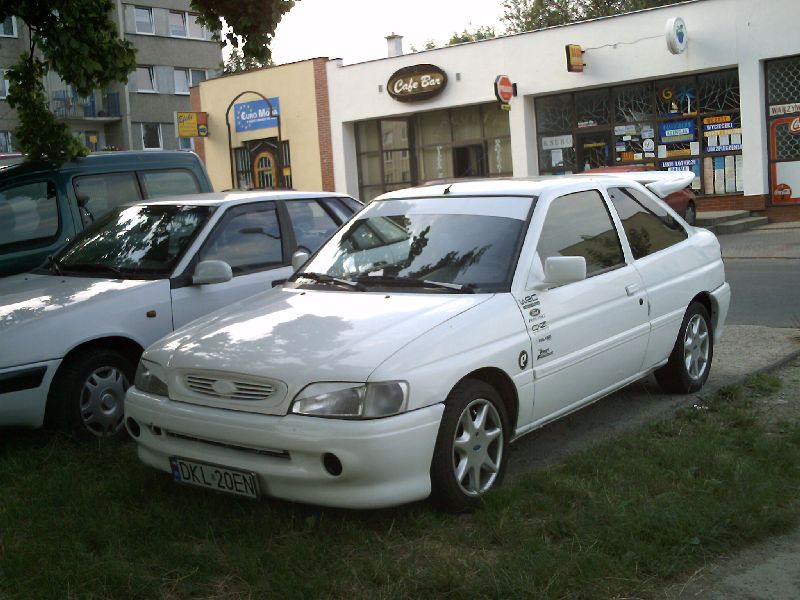 Ford Escort 1.6 16V DOHC ZETEC Moje auto Ford Club Polska